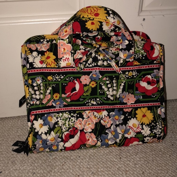 Vera Bradley Handbags - Vera Bradley Travel Bag